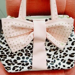 Betsey Johnson Cream Leopard Bow Tie Shopper Satchel | 